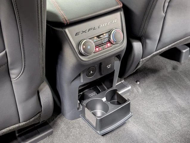 New 2027 Star White Metallic Tri-Coat Ford ST image 48