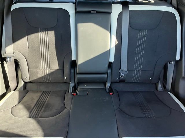 Used 2023 Steel Kia GT-Line image 17
