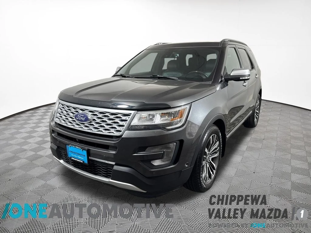 2017 Ford Explorer Platinum 4WD's photo