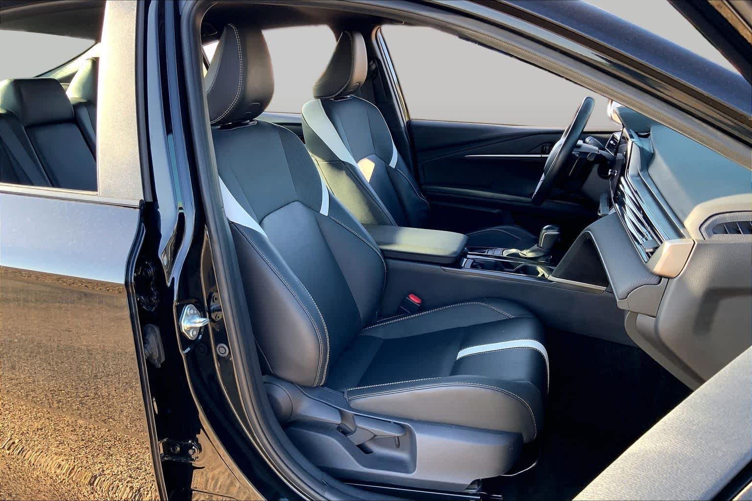 Used 2025 Midnight Black Metallic Toyota SE image 9