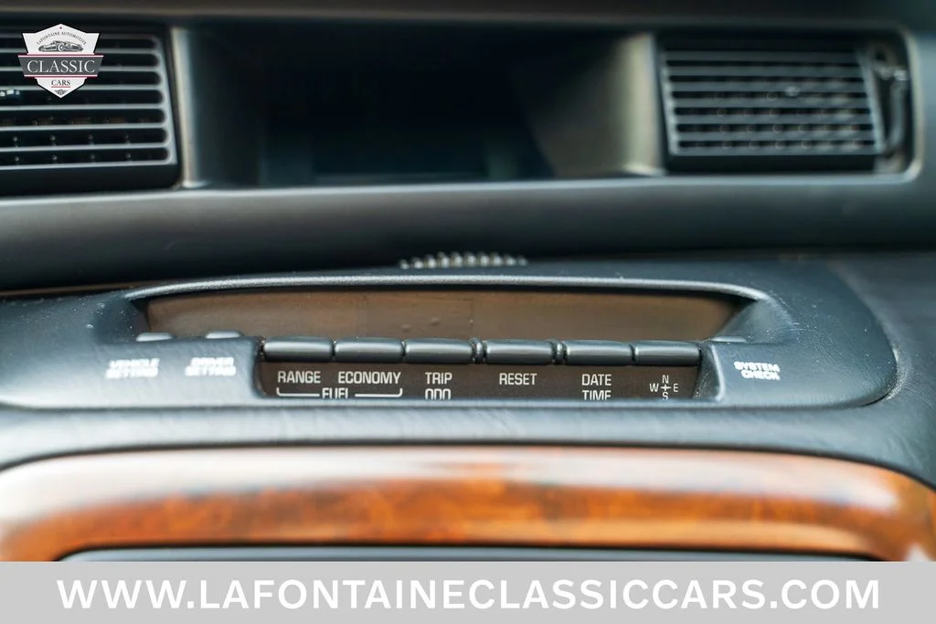 Used 1997  Lincoln LSC image 74