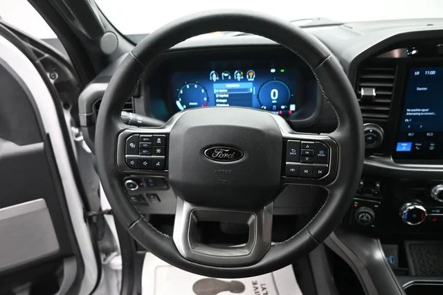 Certified Used 2024 Oxford White Ford XLT image 15