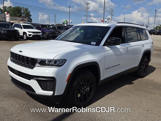 New 2026 Bright White Clearcoat Jeep Altitude image 3