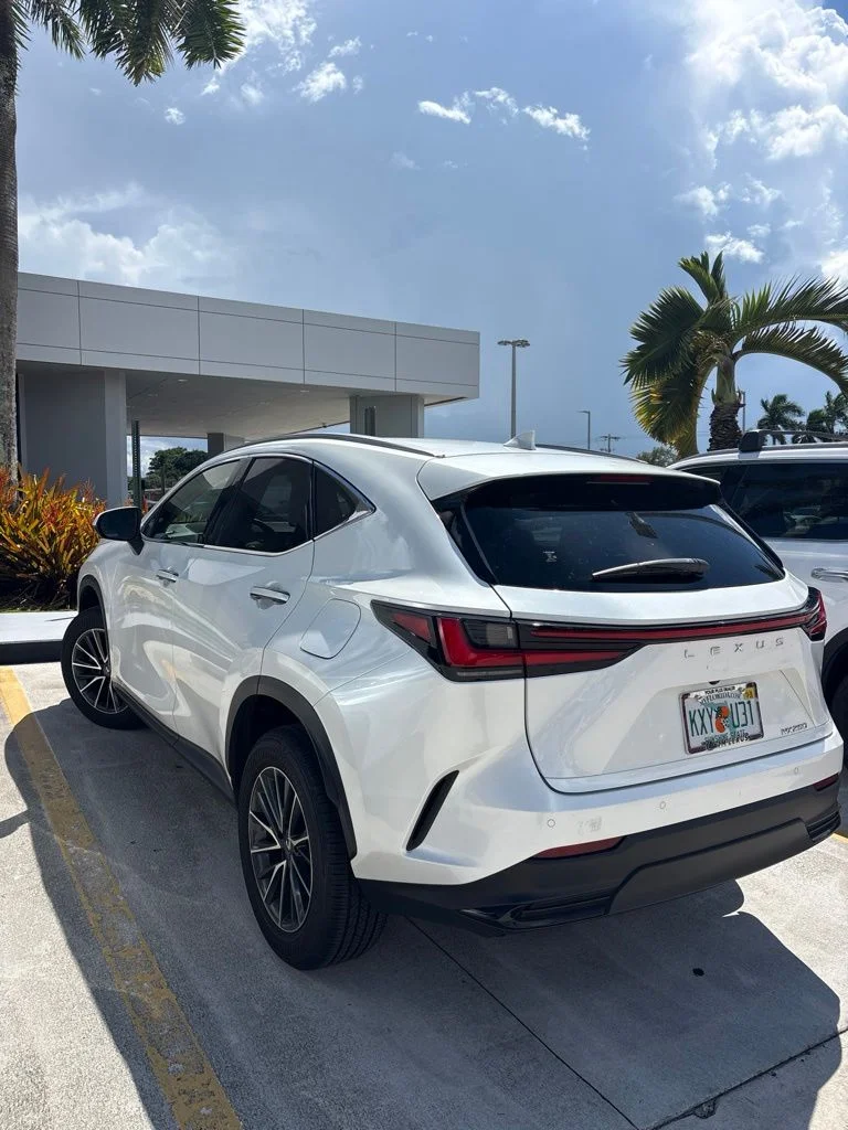Certified Used 2025 EMINENT WHITE PEARL Lexus 250 Premium image 7