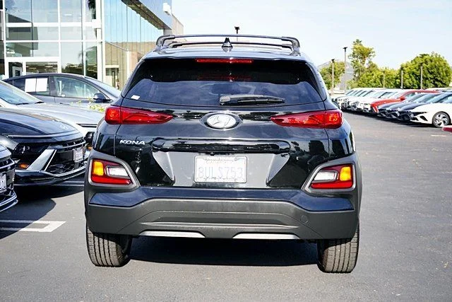 Used 2021 Black Hyundai SEL Plus image 8