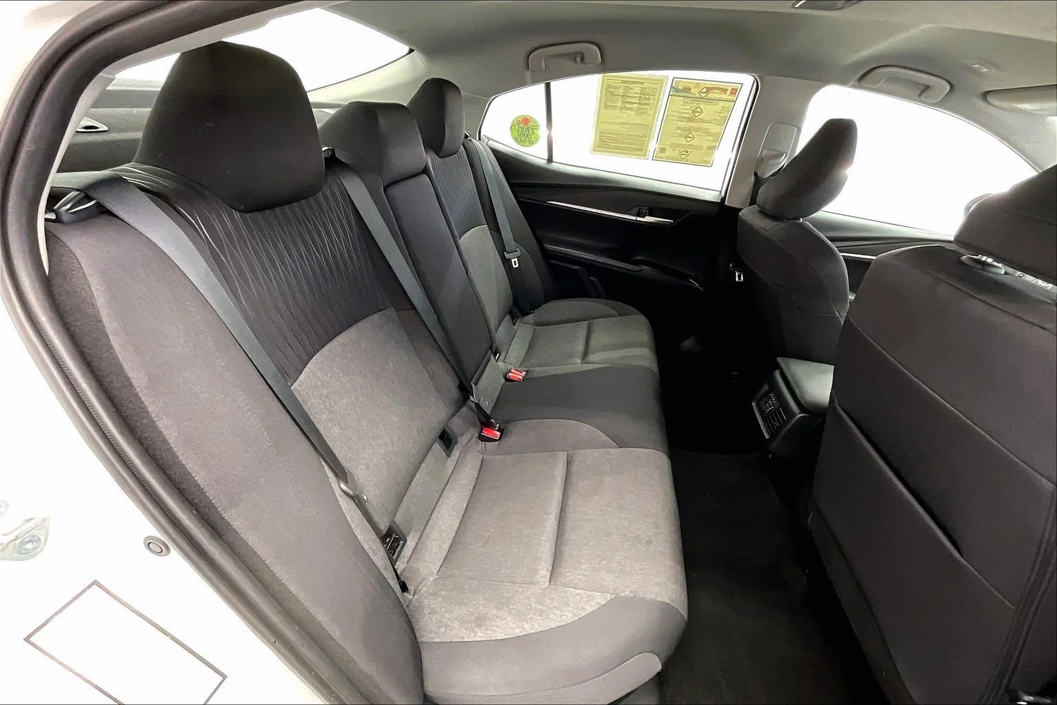 Used 2025 Ice Cap Toyota LE image 19