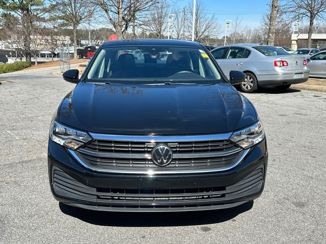 Used 2024  Volkswagen 1.5T SE image 2