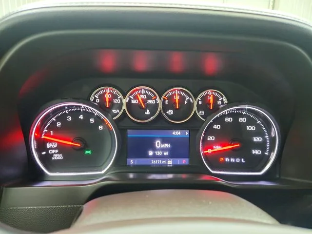 Used 2019 Silver Chevrolet LTZ image 22