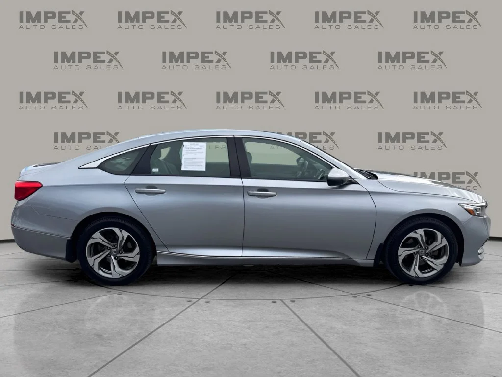 Used 2019 Silver Honda EX-L image 6