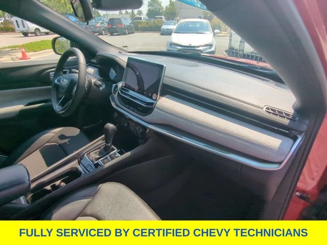 Used 2024 Red Jeep Latitude image 46