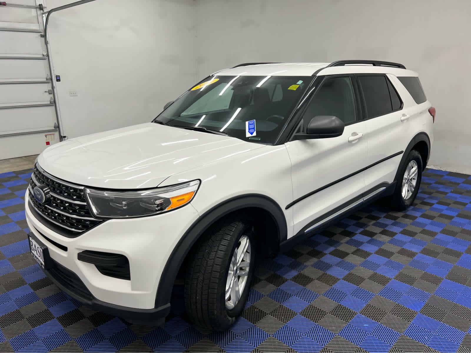Used 2020 Star White Metallic Tri-Coat Ford XLT image 7