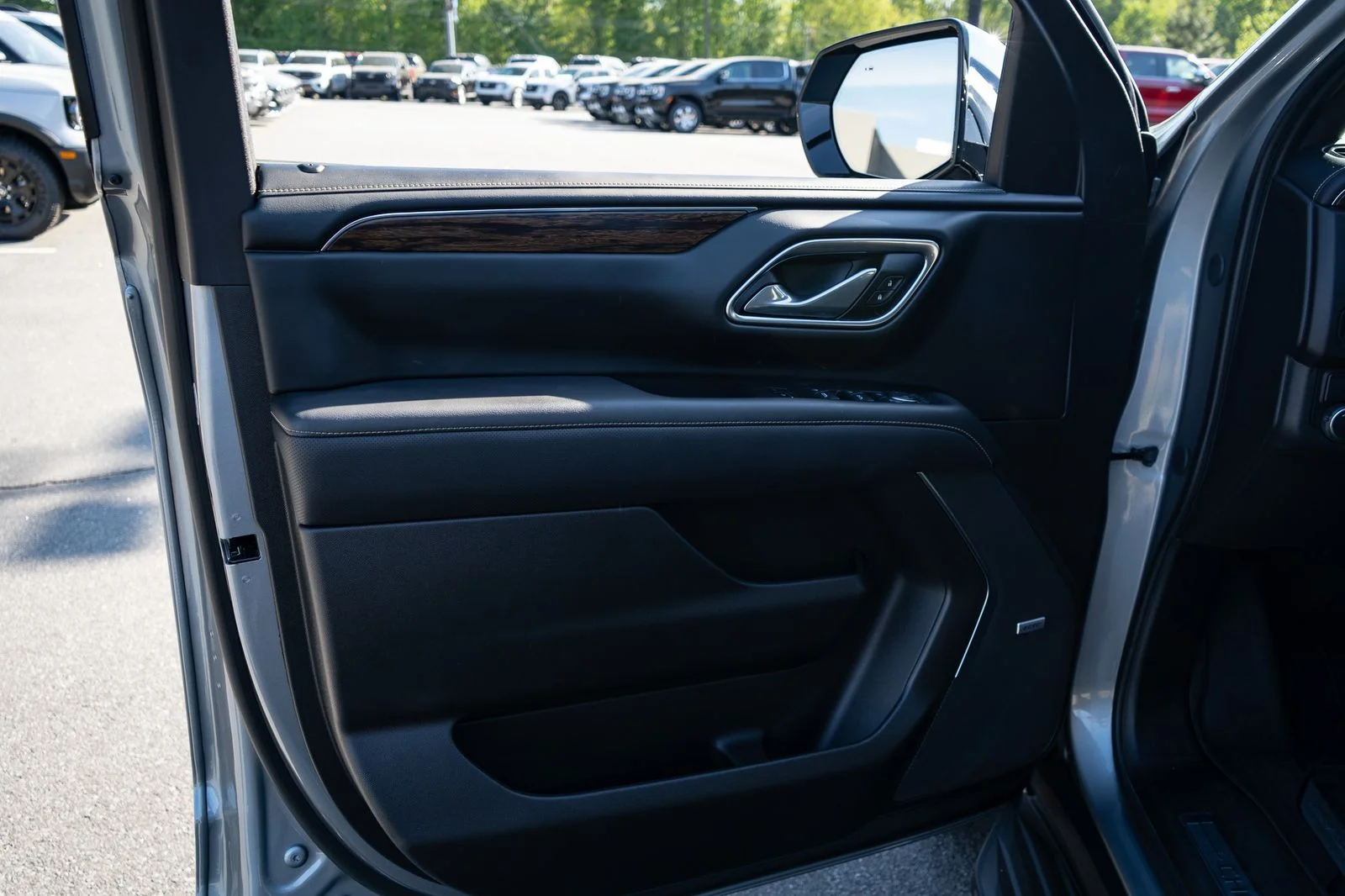 Used 2024 Gray Chevrolet Premier image 16
