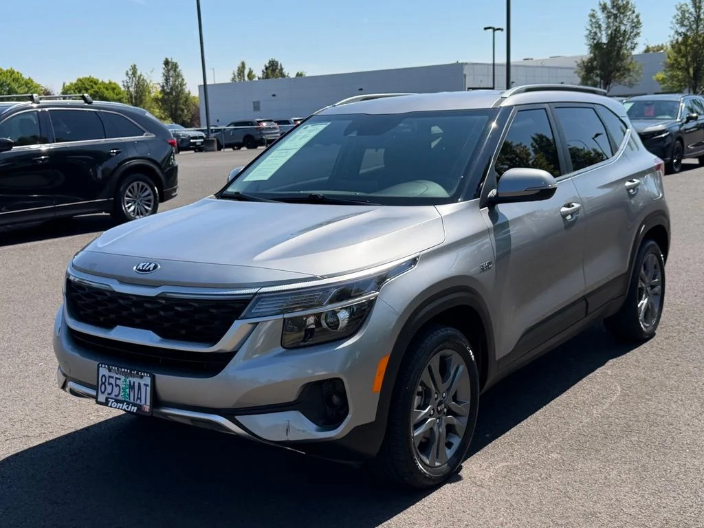 Used 2021 Steel Gray Kia S image 4