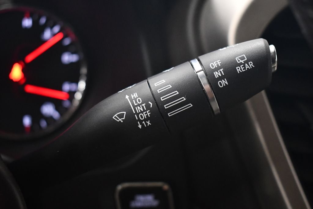 Used 2019 Pepperdust Metallic GMC Denali image 24