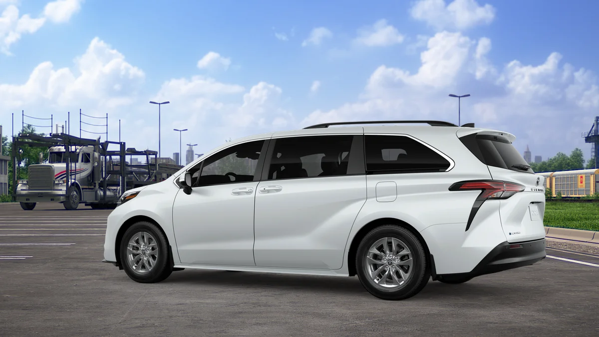 New 2026 Wind Chill Pearl Toyota XLE image 5