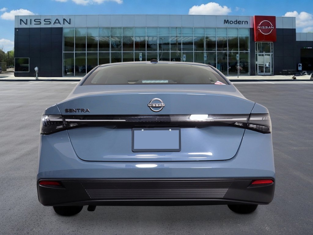 New 2027 Atlantic Gray Metallic Nissan SV image 4