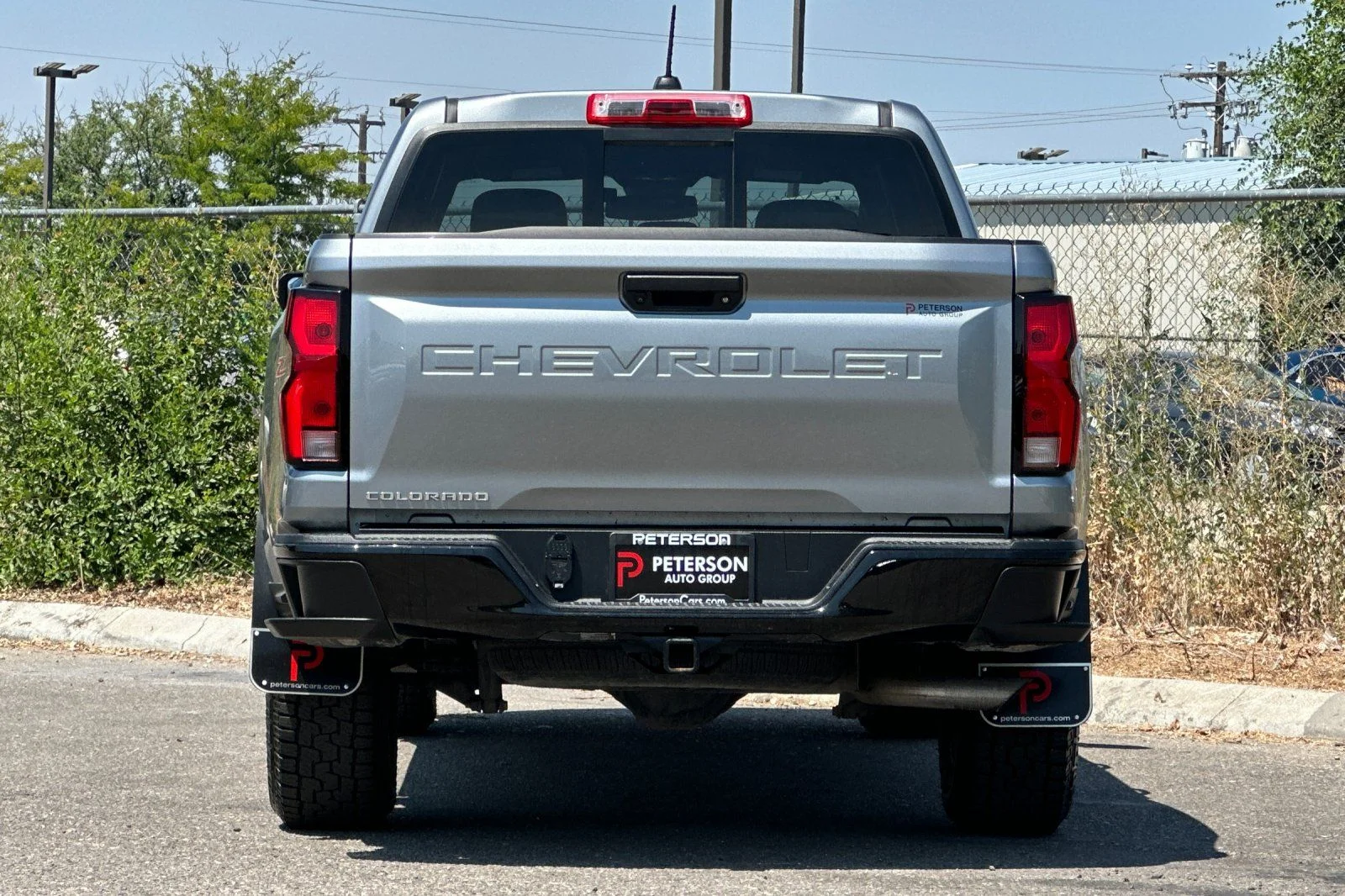Used 2023 Gray Chevrolet Z71 image 4