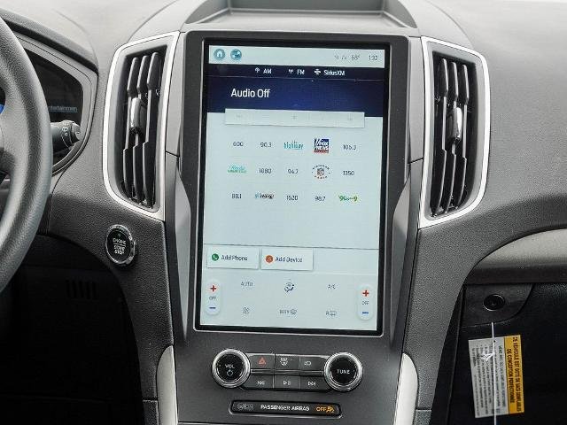 New 2024 Agate Black Metallic Ford SE image 40