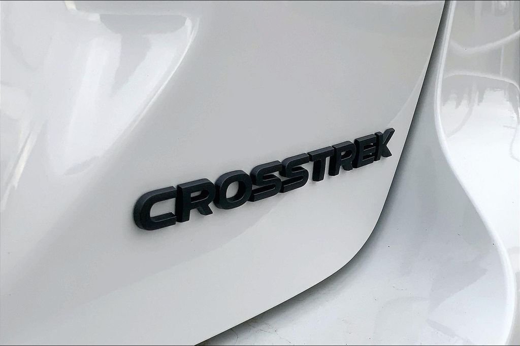 New 2026 CRYSTAL WHITE PEARL Subaru Premium image 8