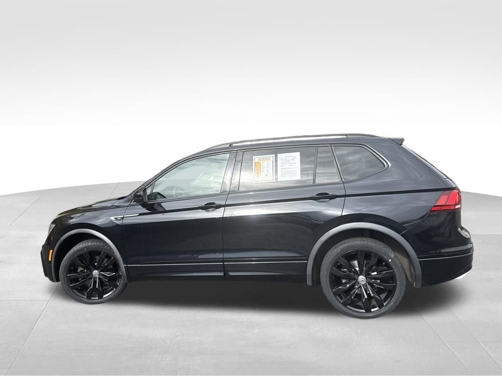 2020 Volkswagen Tiguan SE R-Line Black photo 3