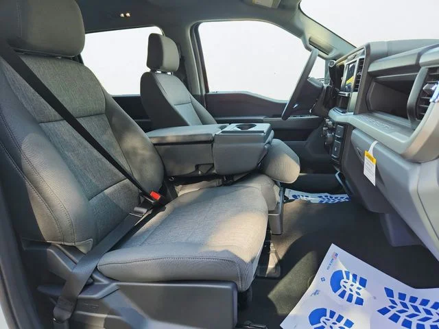 New 2026 Oxford White Ford F-250® XL image 19