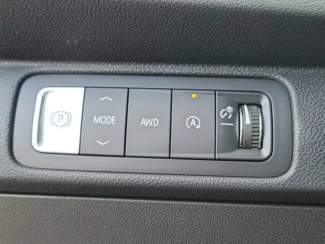 New 2026 Mosaic Black Metallic Chevrolet Z71 image 22