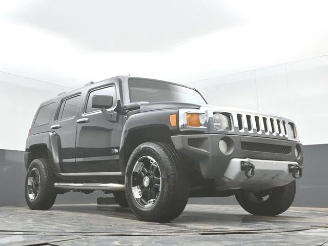Used 2008 Black Hummer Luxury image 35