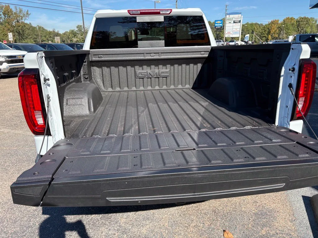 New 2026 Glacier White Tricoat GMC SLT image 10