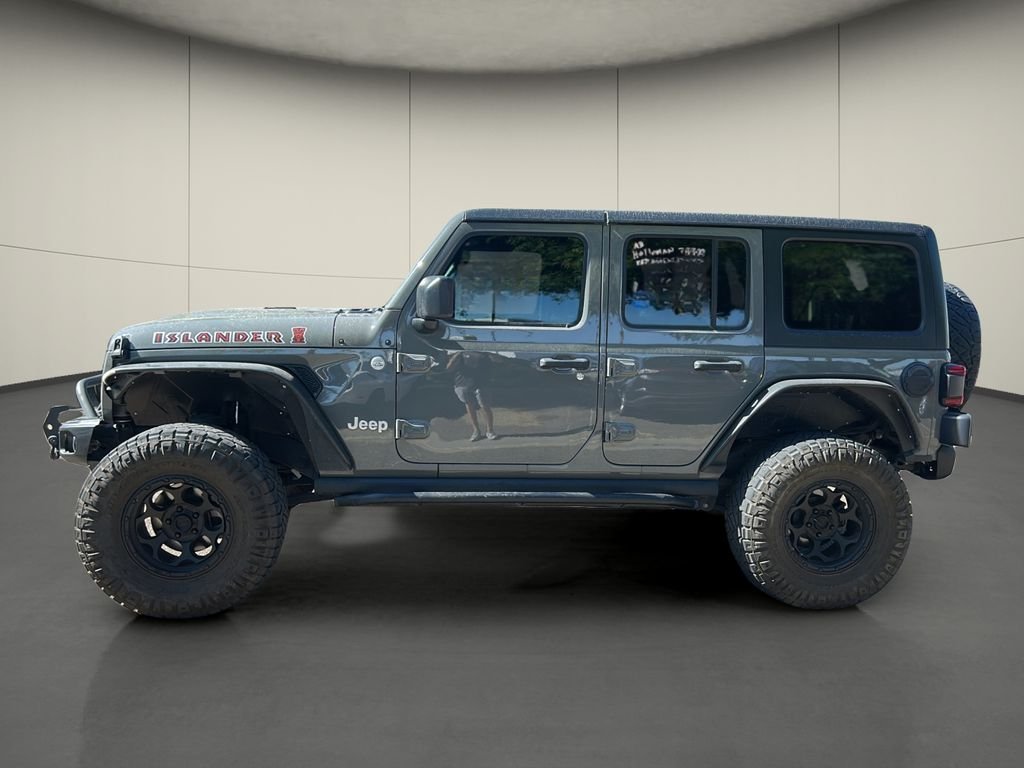 Used 2021 Gray Jeep Unlimited Sport image 4