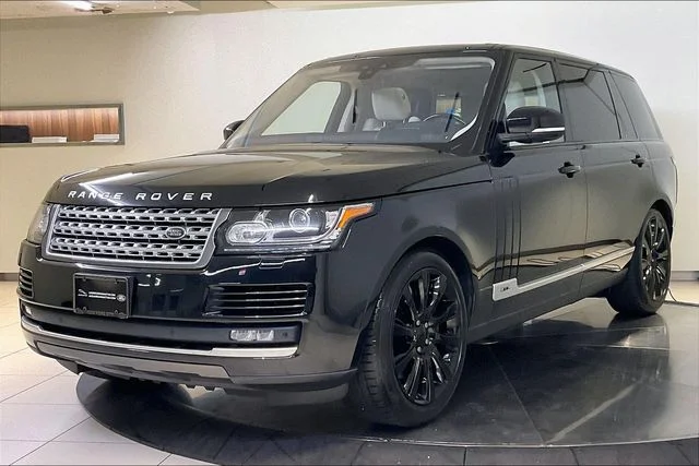 Used 2017 Black Land Rover 5.0L V8 Supercharged image 1