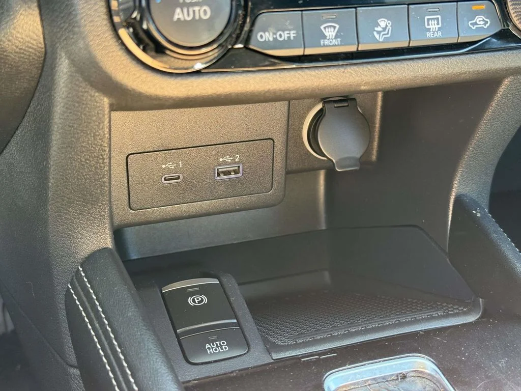 2024 Nissan Kicks SR - Photo 21