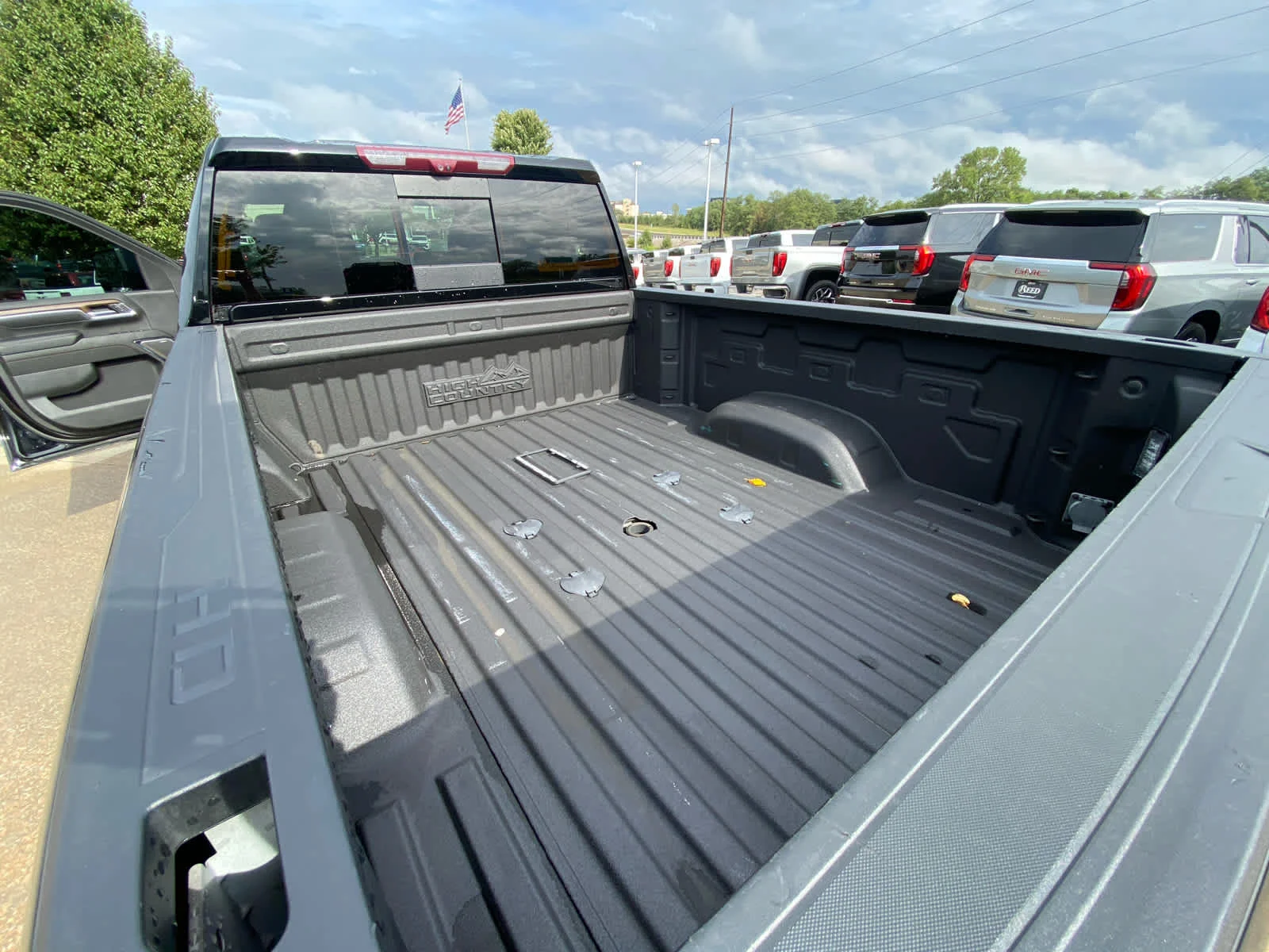 Used 2024 Black Chevrolet High Country image 12