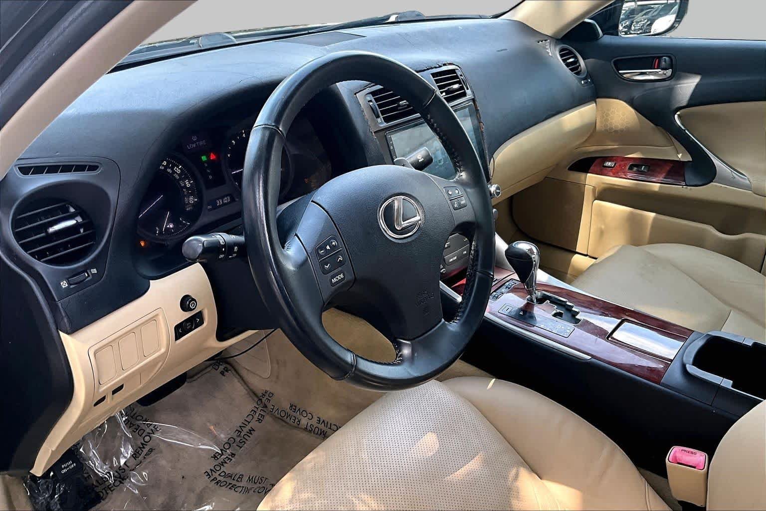 Used 2007 Obsidian Lexus  image 17