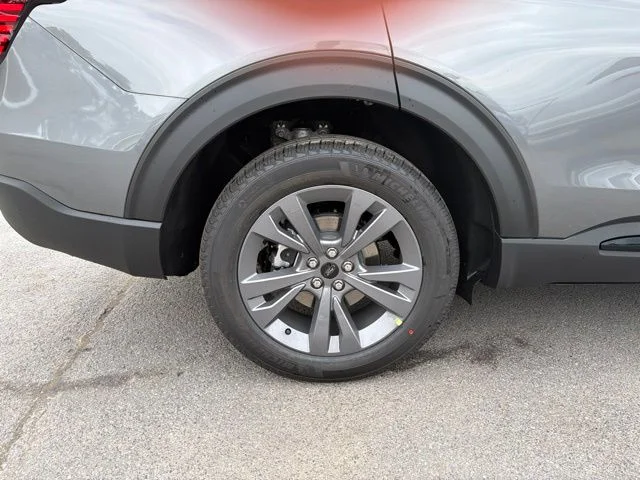Used 2026 Gray Ford Active image 15