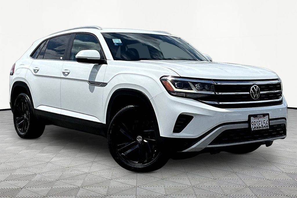 2022 Volkswagen Atlas Cross Sport SE w/Tech