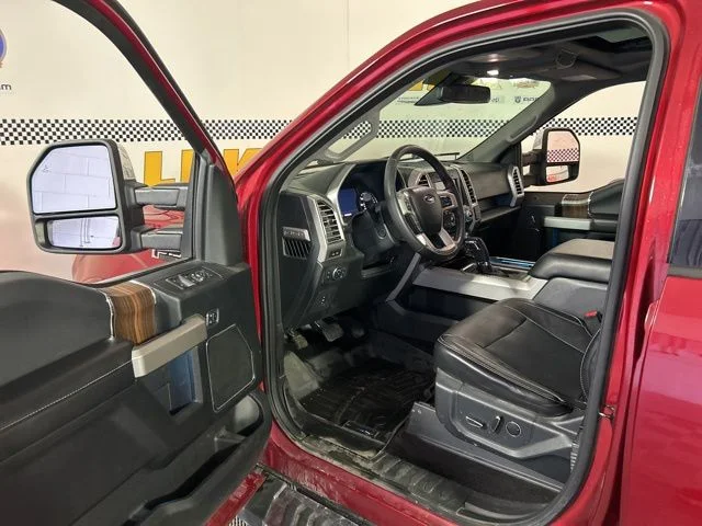 Used 2016 Ruby Red Metallic Ford Lariat image 10