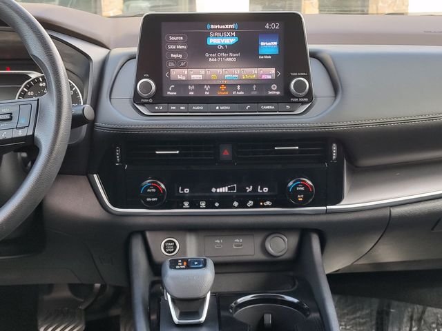 2021 Nissan Rogue SV - Photo 13