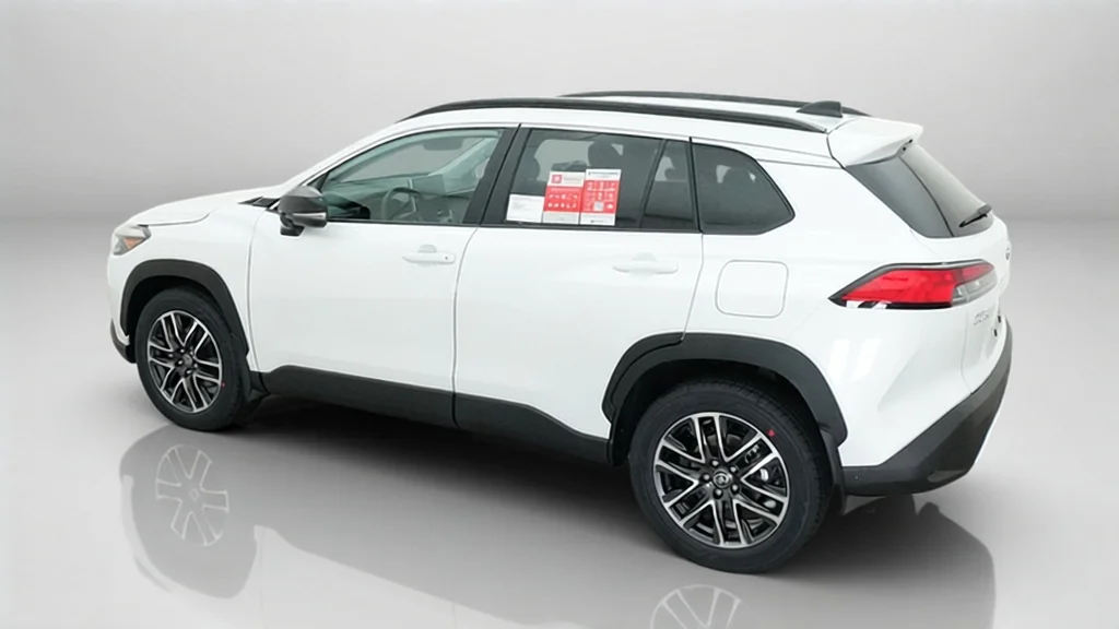 New 2026 Wind Chill Pearl Toyota XLE image 30