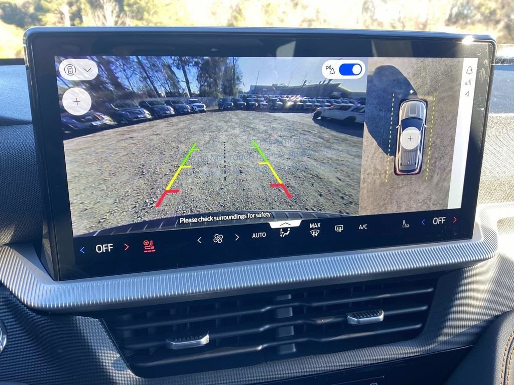 New 2026 Carbonized Gray Metallic Ford Tremor® image 17