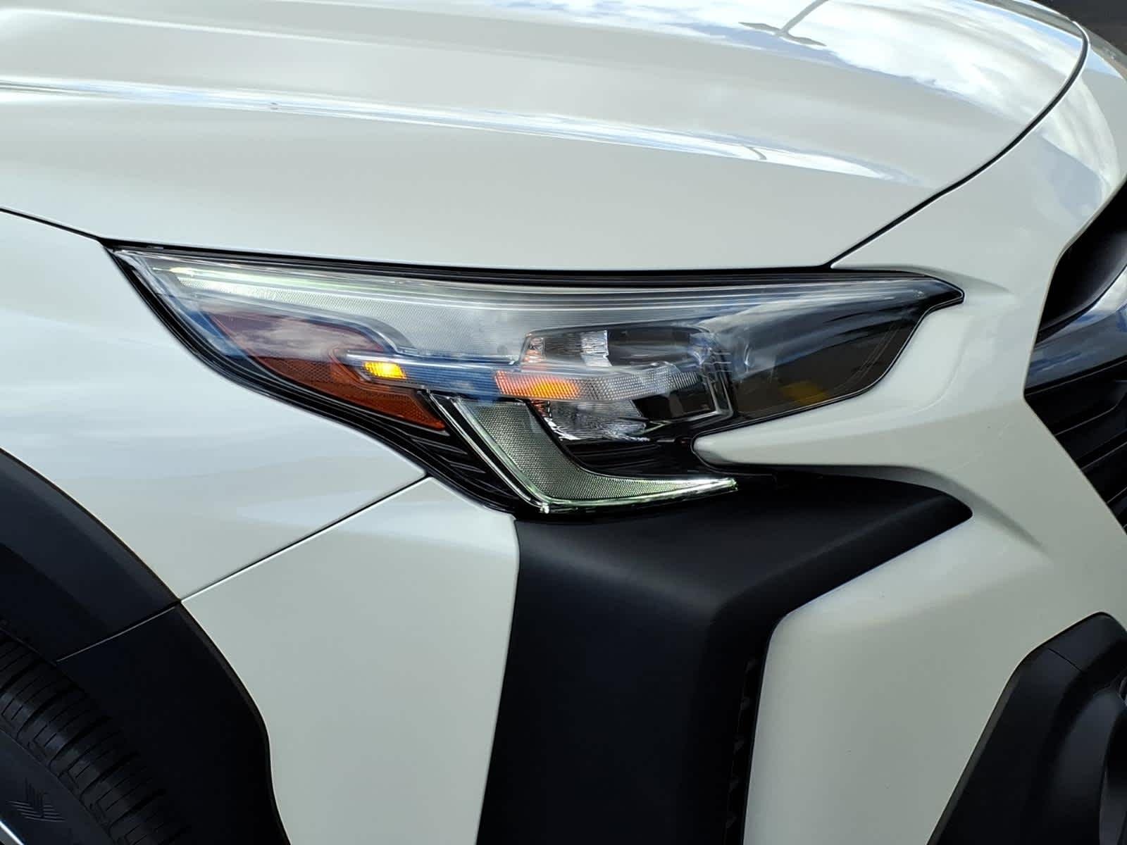 Certified Used 2023 Crystal White Pearl Subaru Limited image 9