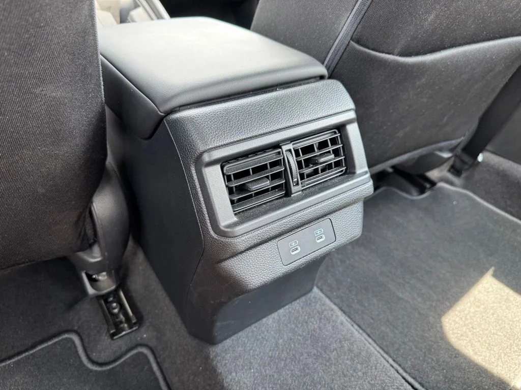 Used 2025  Honda LX image 19