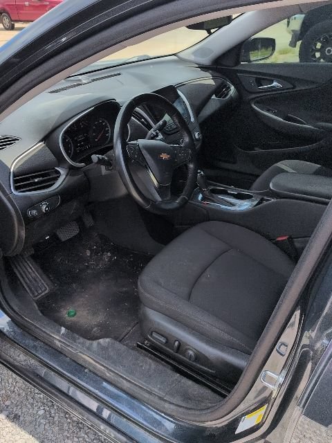 Used 2020 SHADOW GRAY METALLIC Chevrolet RS image 7