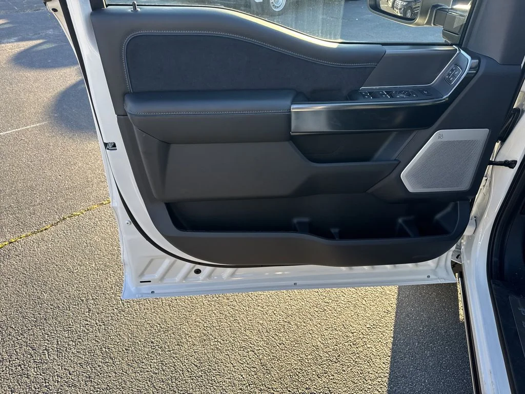 New 2026 White Ford Platinum image 10