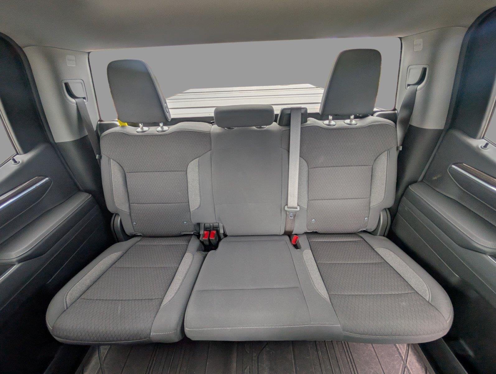 Used 2023 STERLING GRAY METALLIC Chevrolet LT image 31