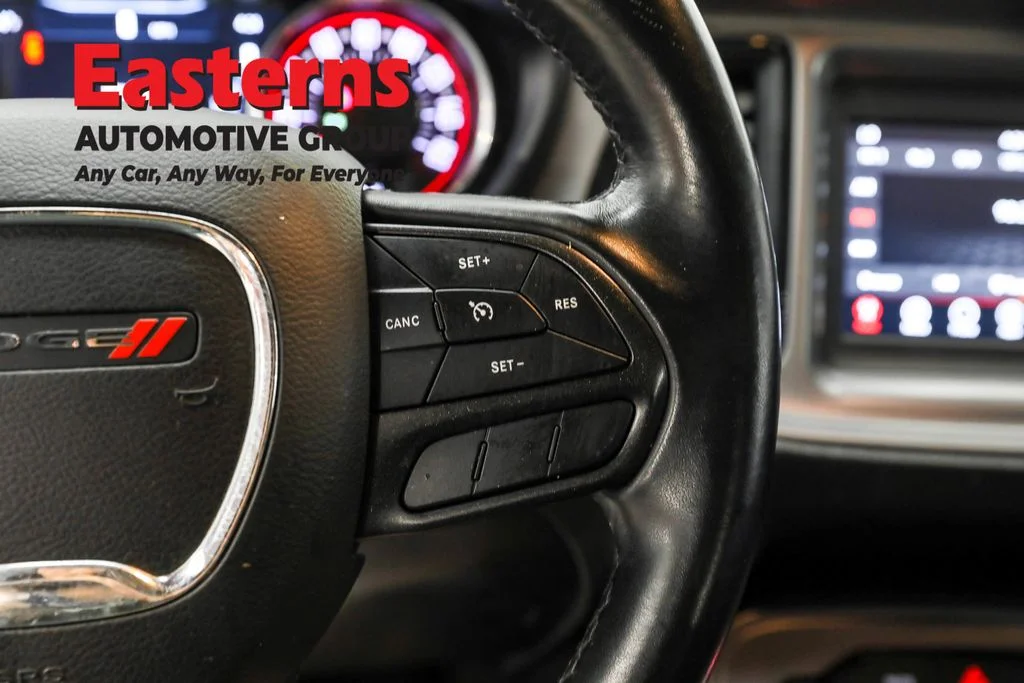 Used 2023 Gray Dodge SXT image 16
