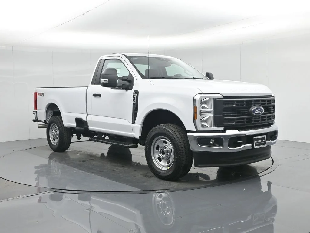 New 2026 Oxford White Ford XL image 51