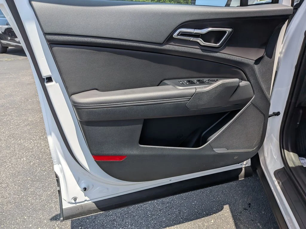 New 2026 White Pearl Kia EX image 40