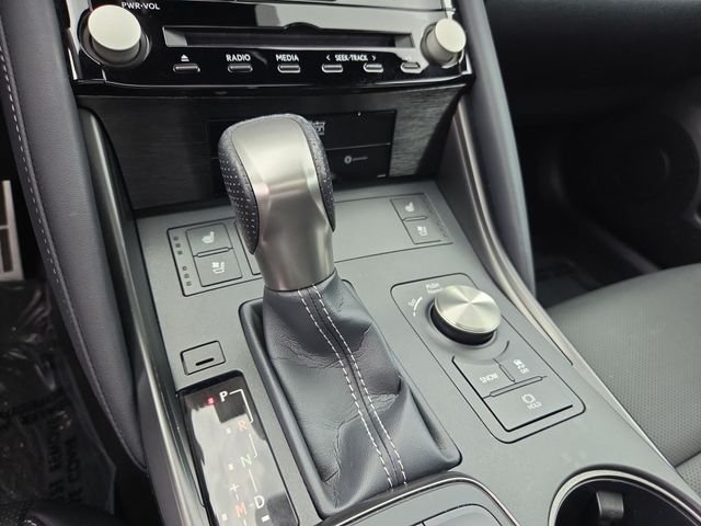 2023 Lexus IS 350 F SPORT - Photo 20