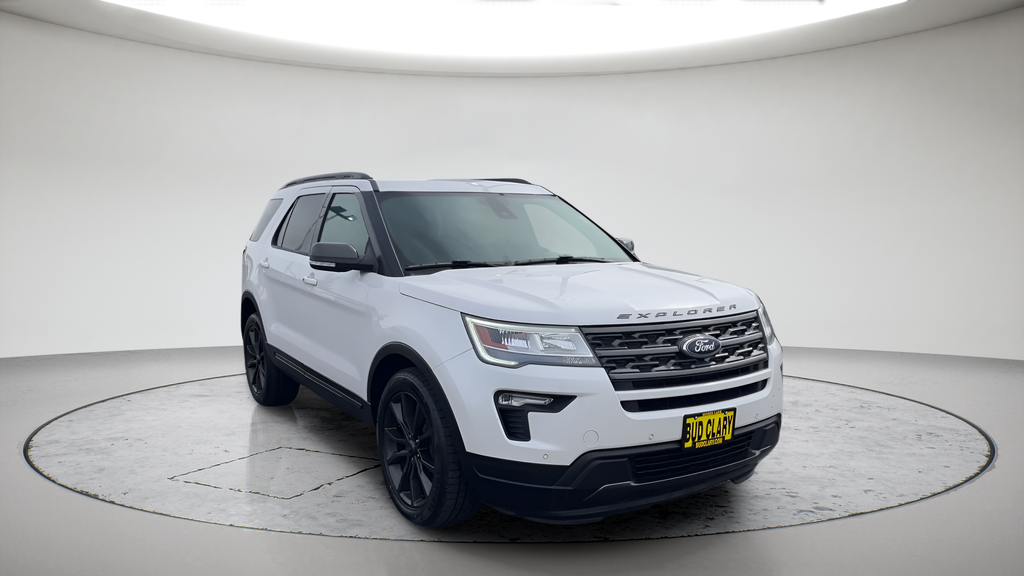Used 2018 White Ford XLT image 3