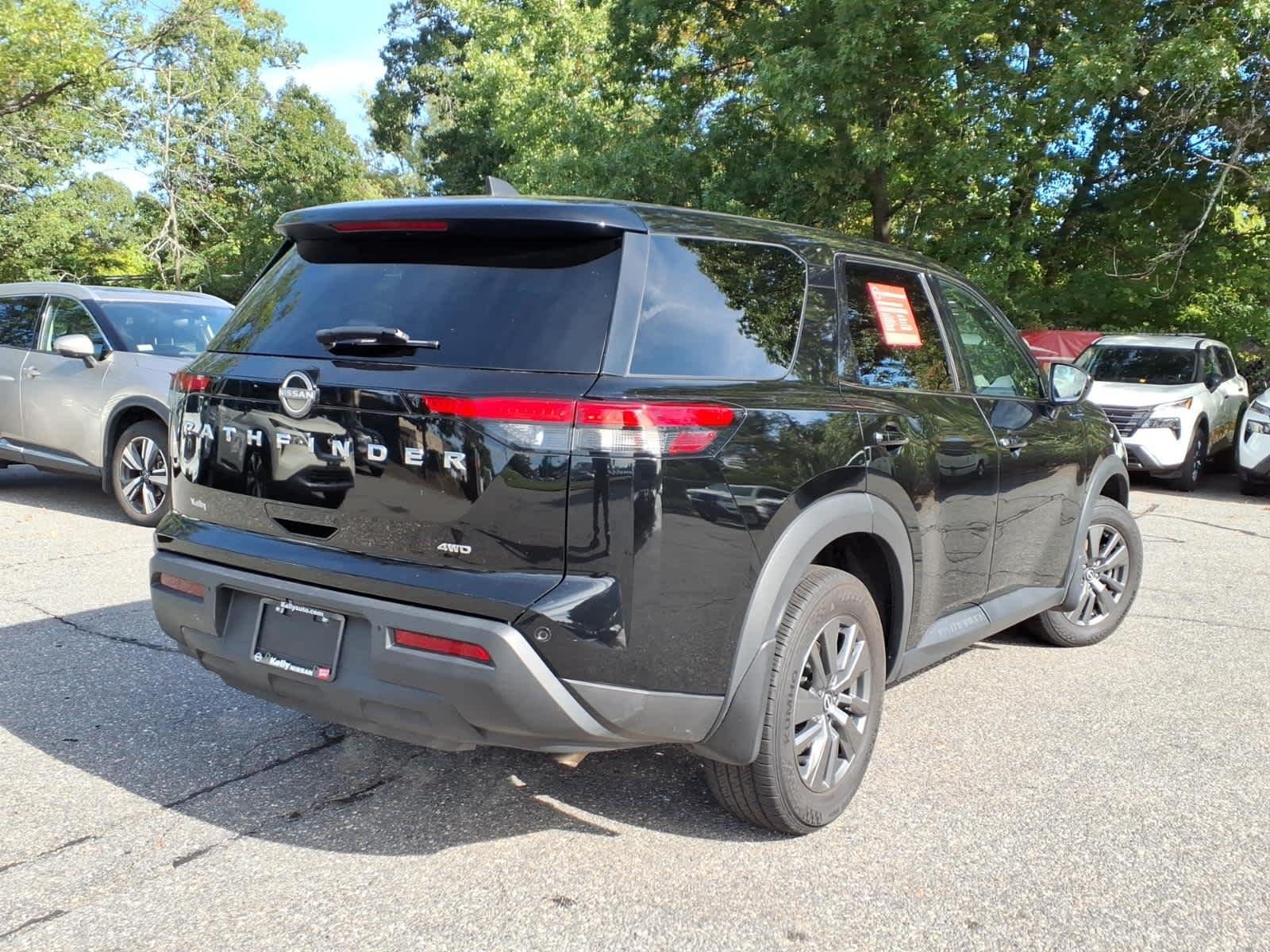 Certified Used 2023 Super Black Nissan S image 7
